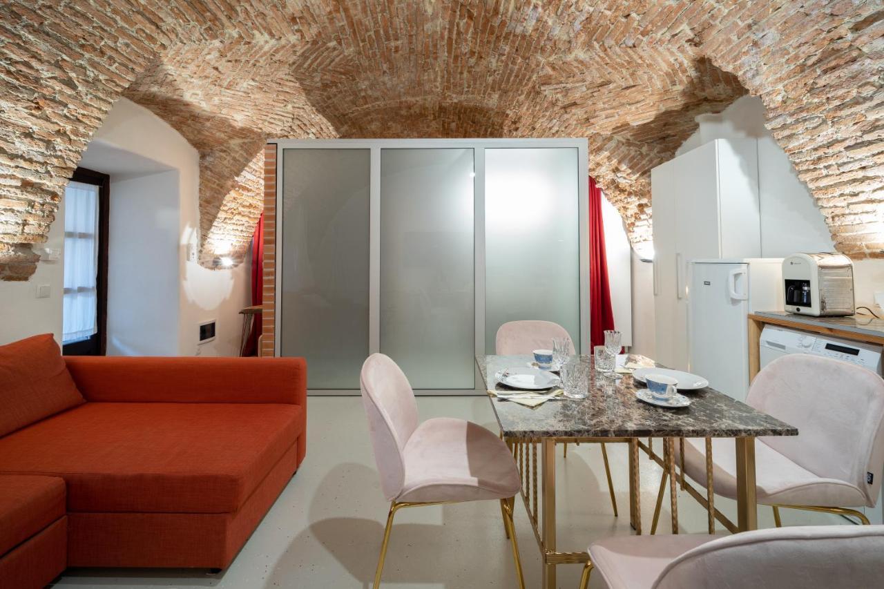 Apartment 5* Luxury In Unirii Square. *